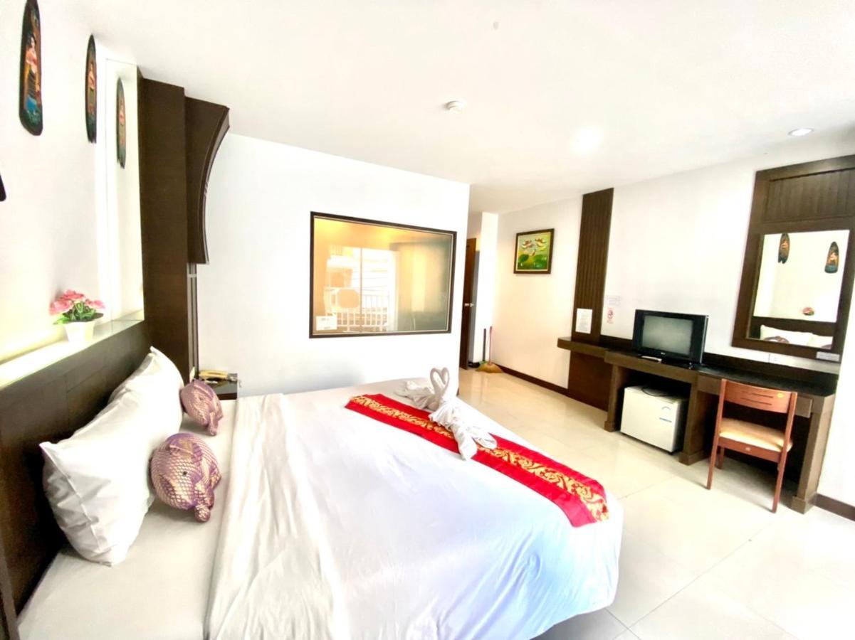 One World One Home Patong 2 Экстерьер фото