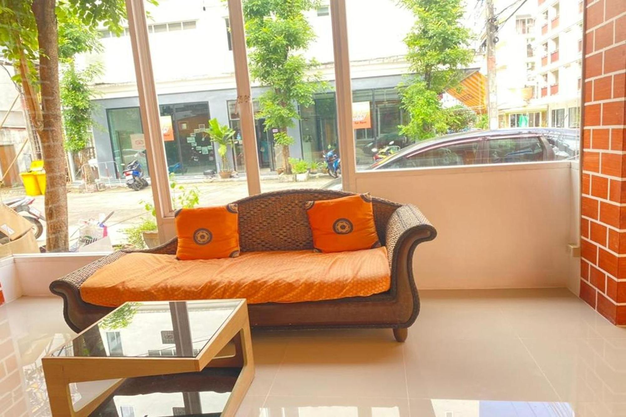 One World One Home Patong 2 Экстерьер фото